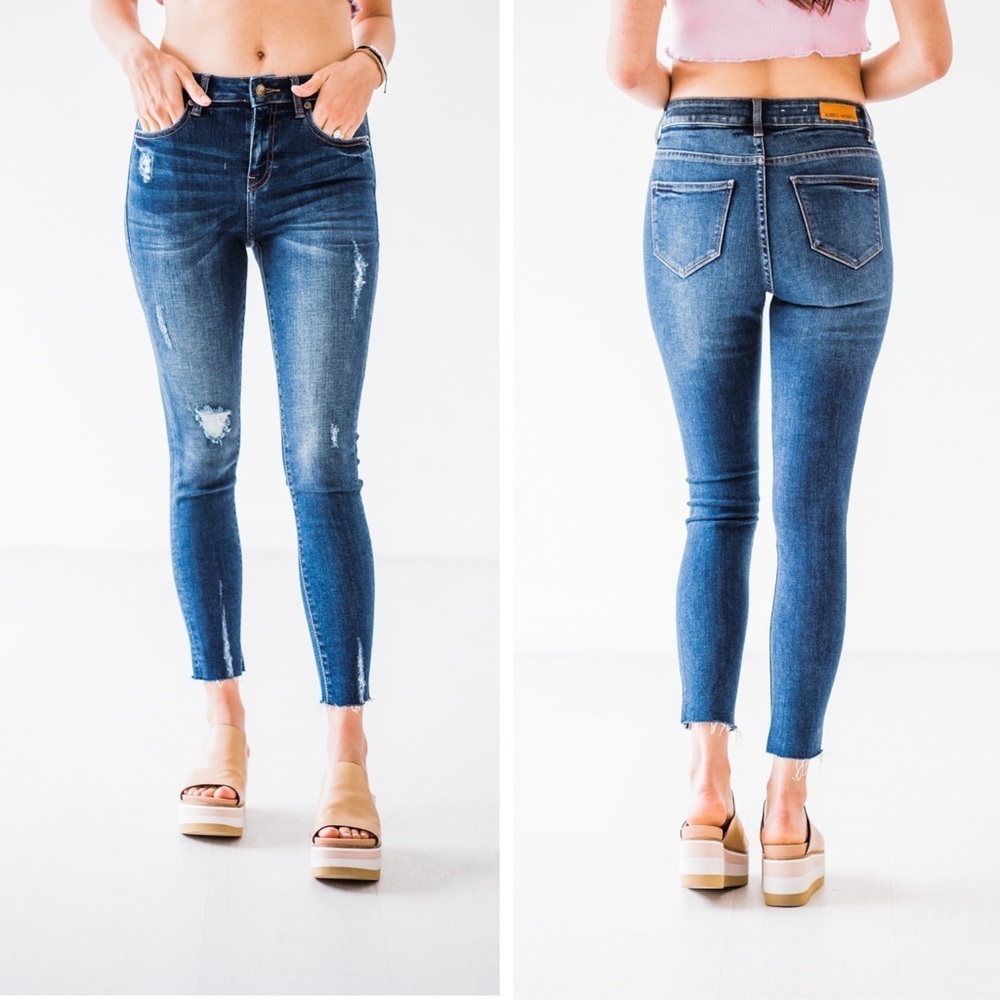 Rubies and Honey - Dark Wash - Skinny Jeans - Picture 2 of 11